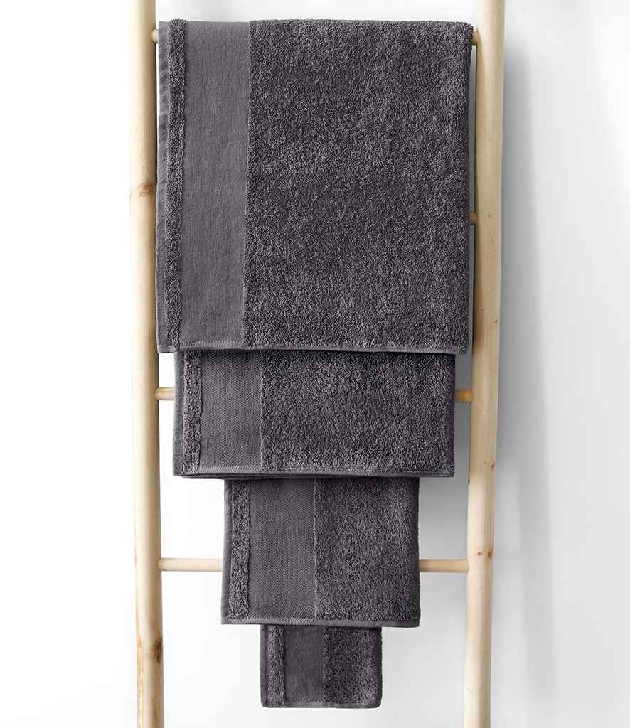 SOL'S Island 50 Hand Towel - Dark Grey