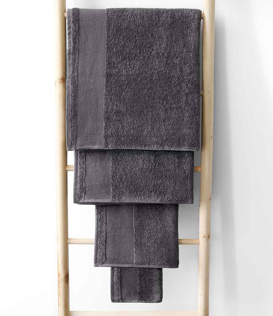 SOL'S Island 30 Guest Towel - Dark Grey