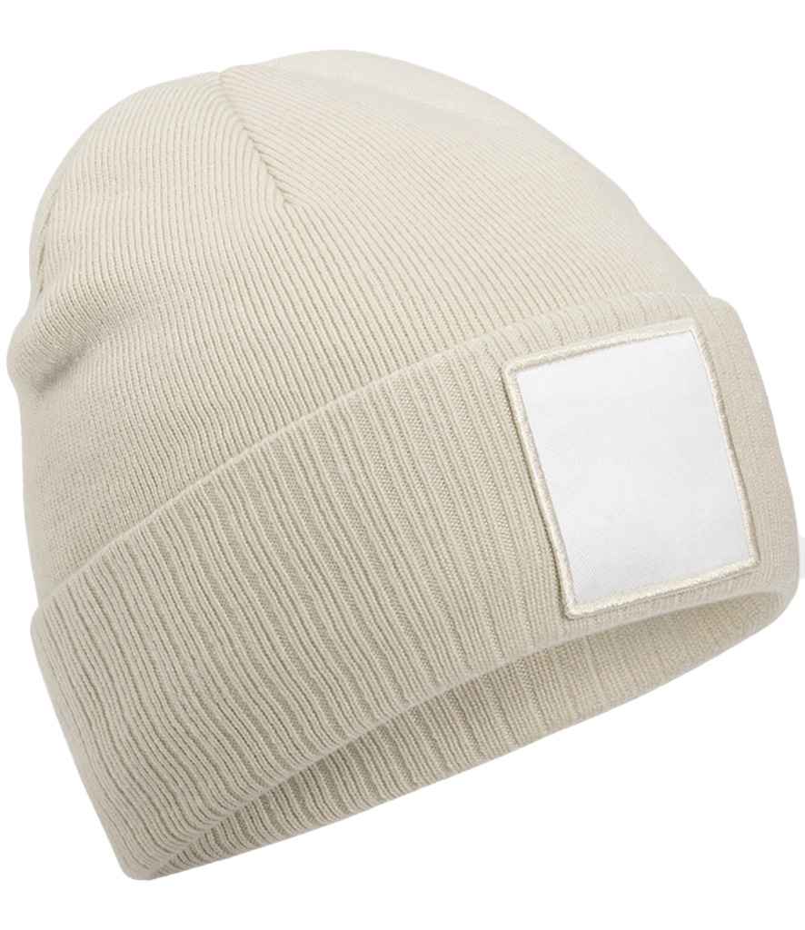 Beechfield Appliqué Patch Beanie - Oatmeal/White