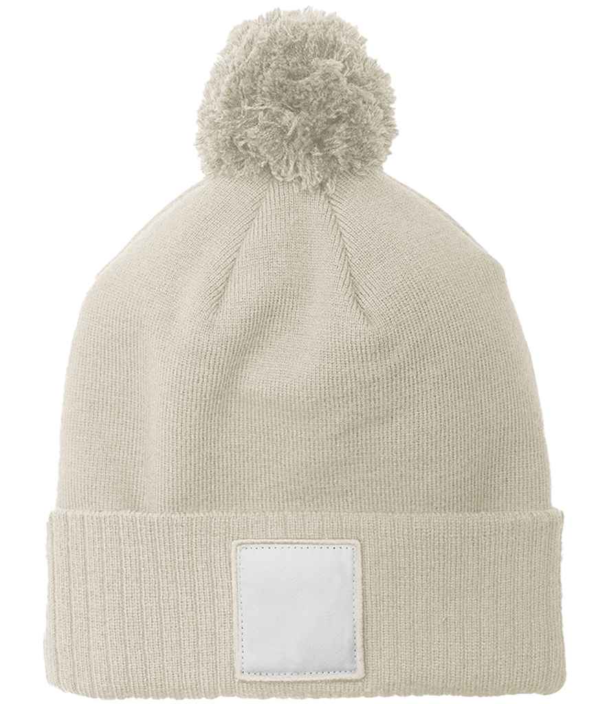 Beechfield Appliqué Patch Pom Beanie - Oatmeal/White