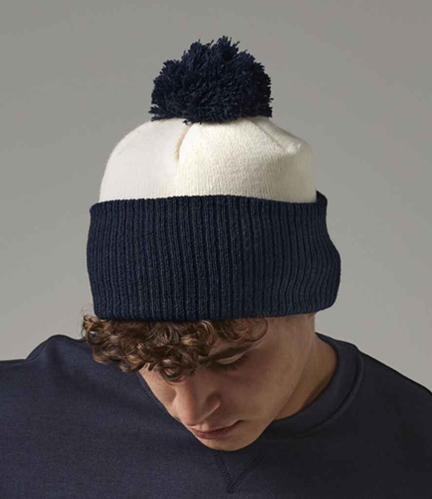 Beechfield Snowstar® Two Tone Beanie - Off White/French Navy
