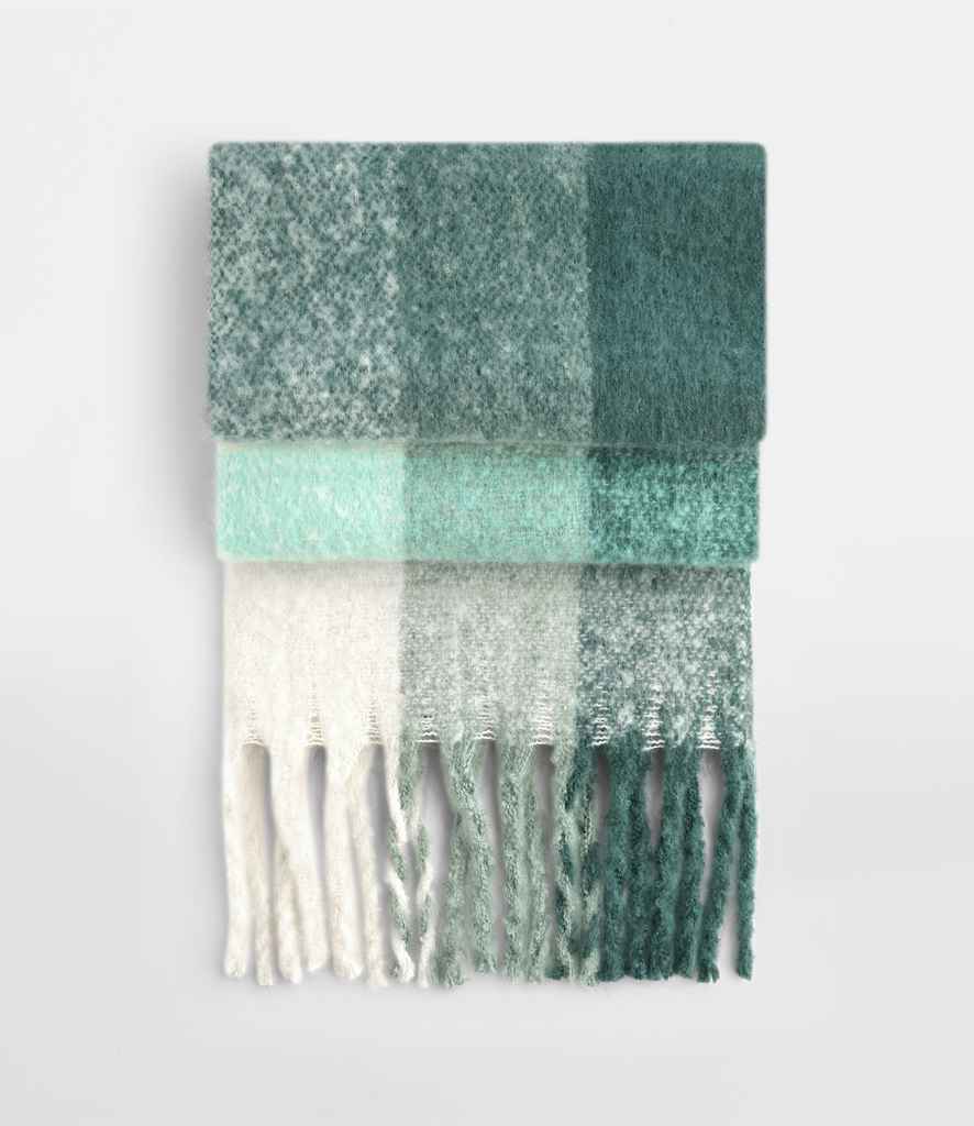 Beechfield Fluffy Check Scarf - Green Check