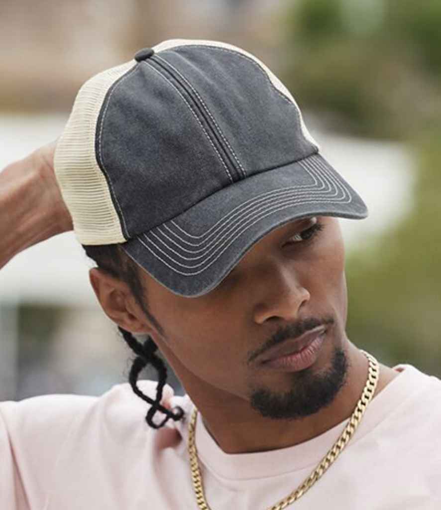 Beechfield 6 Panel Vintage Trucker Cap - Vint.Blk/Stone