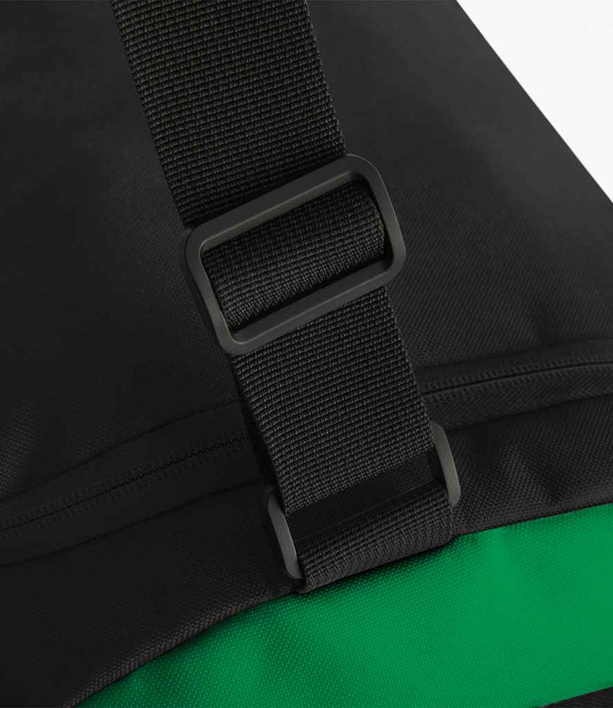 BagBase Teamwear Holdall - Black/Green
