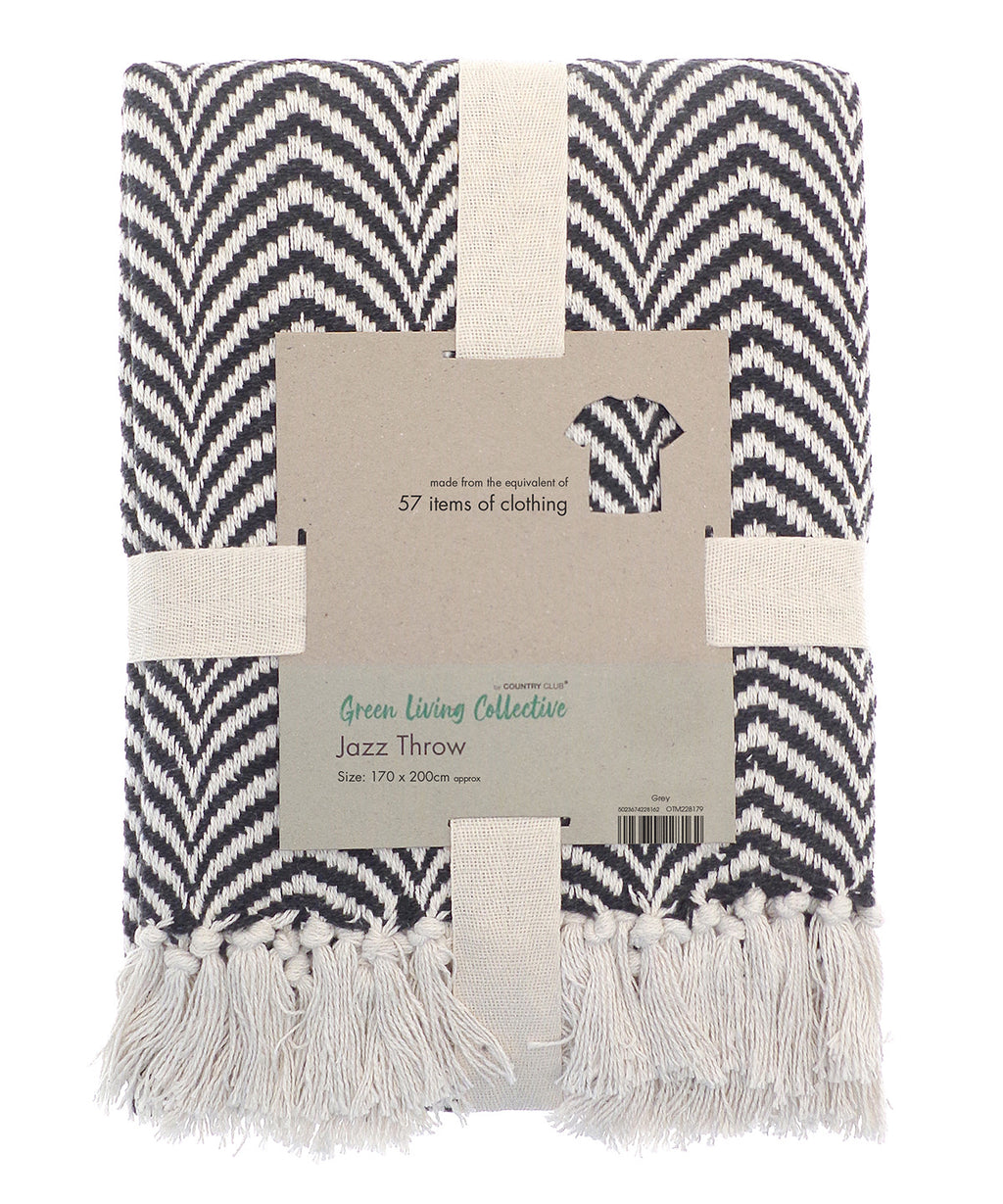 Recycled mixed-fabric throw