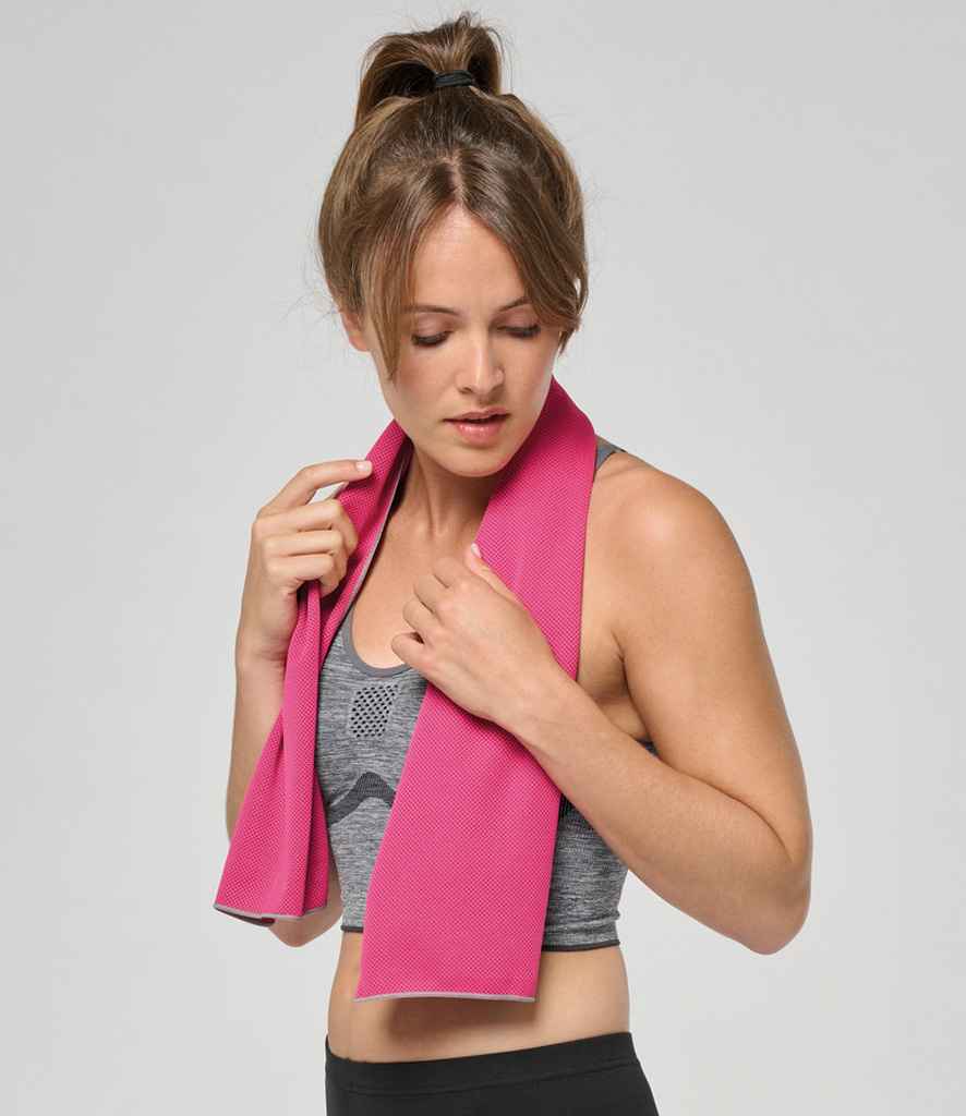 Proact Refreshing Sports Towel - Candy Pink