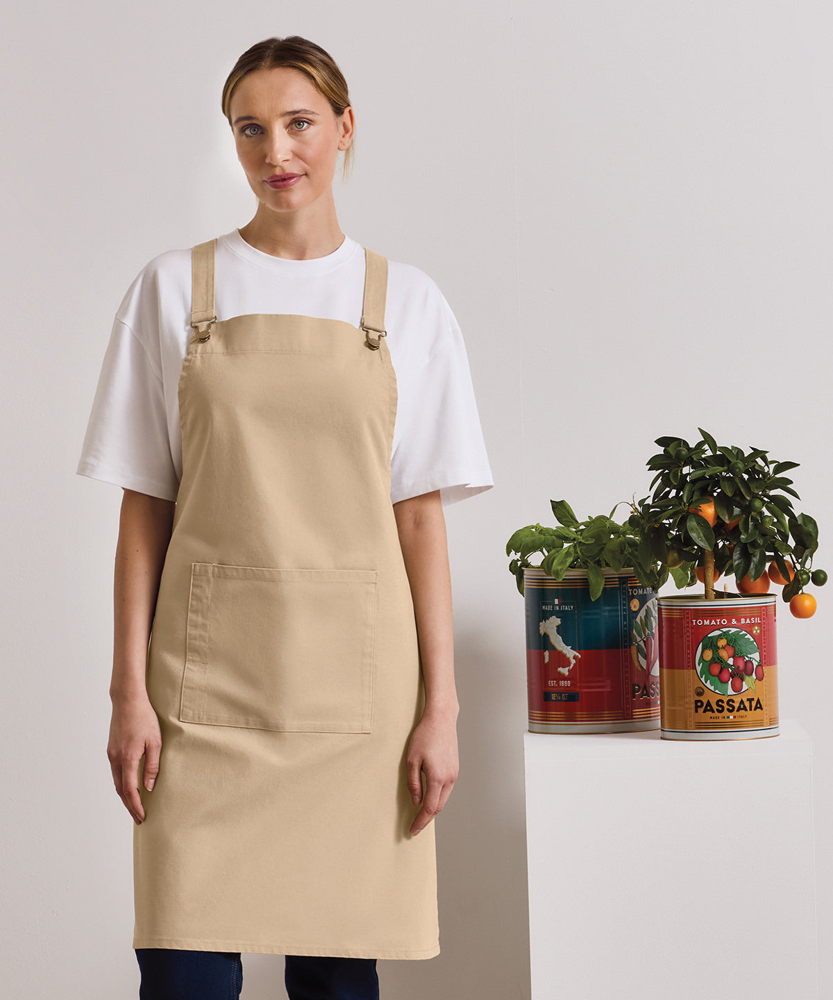 Cross back 'barista' bib apron