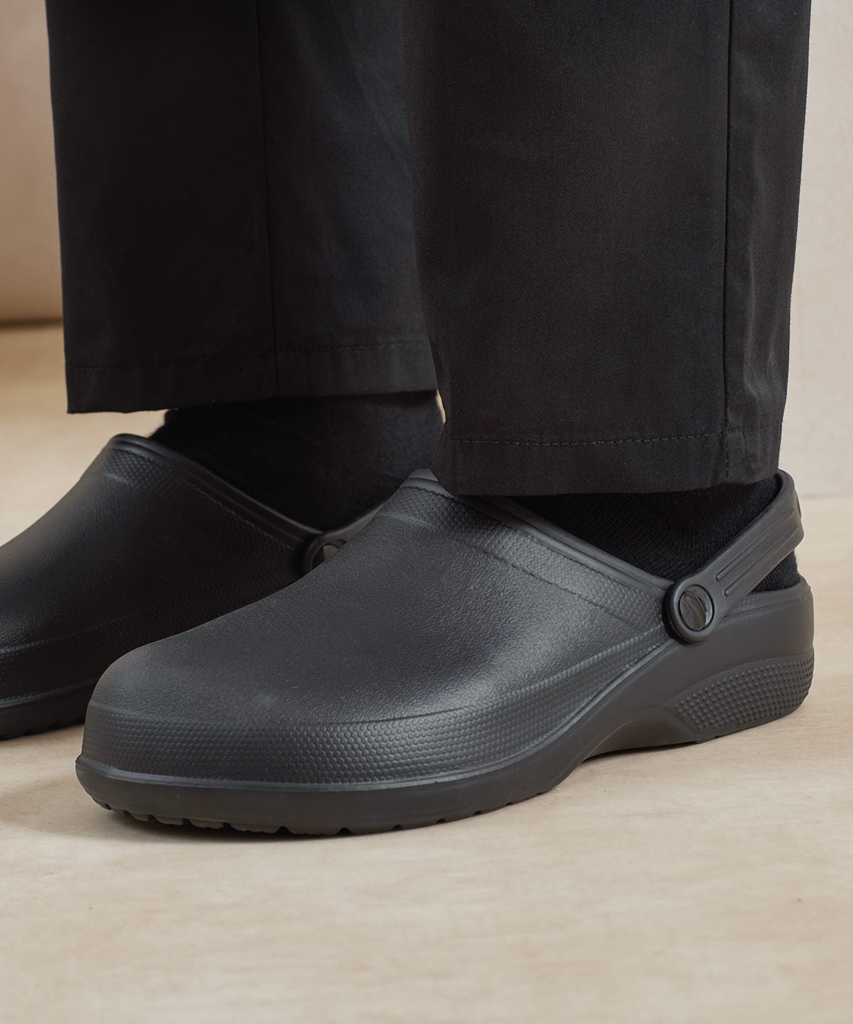 Chef’s non-slip ‘Anchor’ clogs