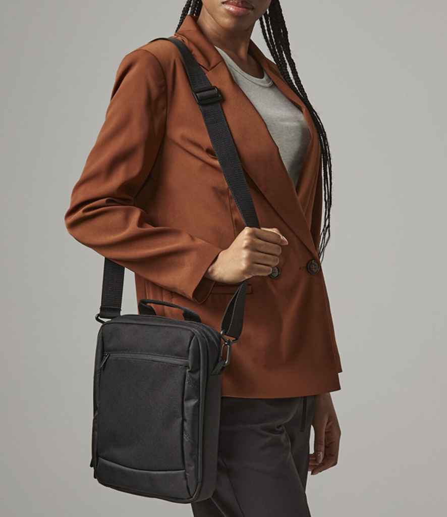 Quadra Executive iPad®/Tablet Case - Black