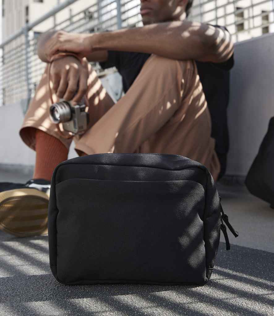 Quadra Stockholm Tech Organiser - Black