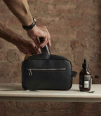 Quadra Tailored Luxe Wash Bag - Black