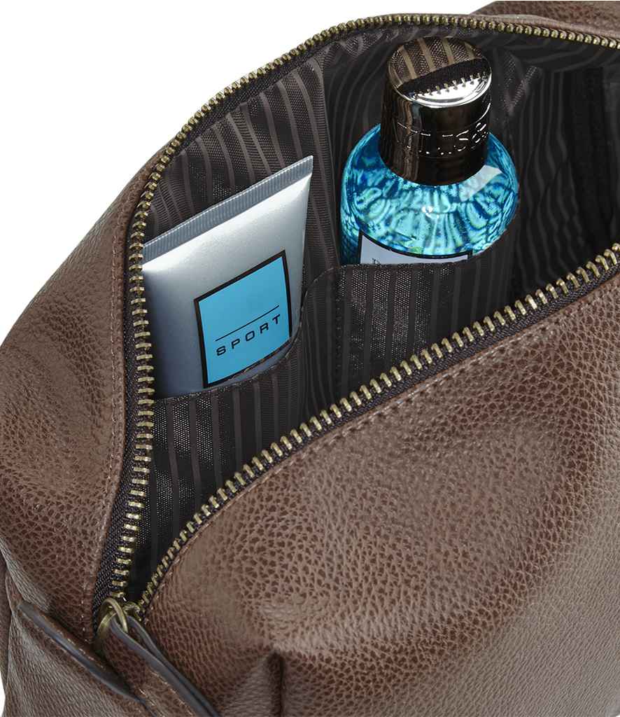 Quadra NuHide® Wash Bag - Tan