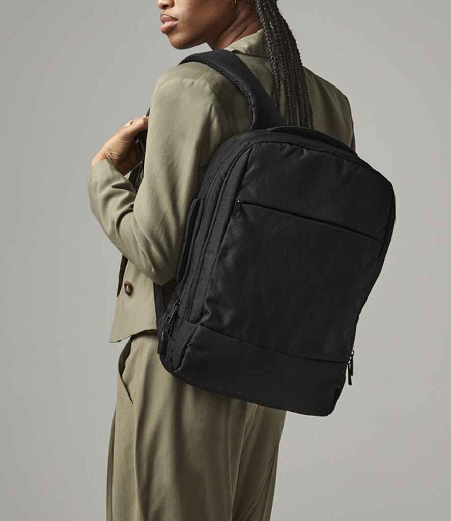 Quadra Q-Tech Charge Convertible Backpack - Black