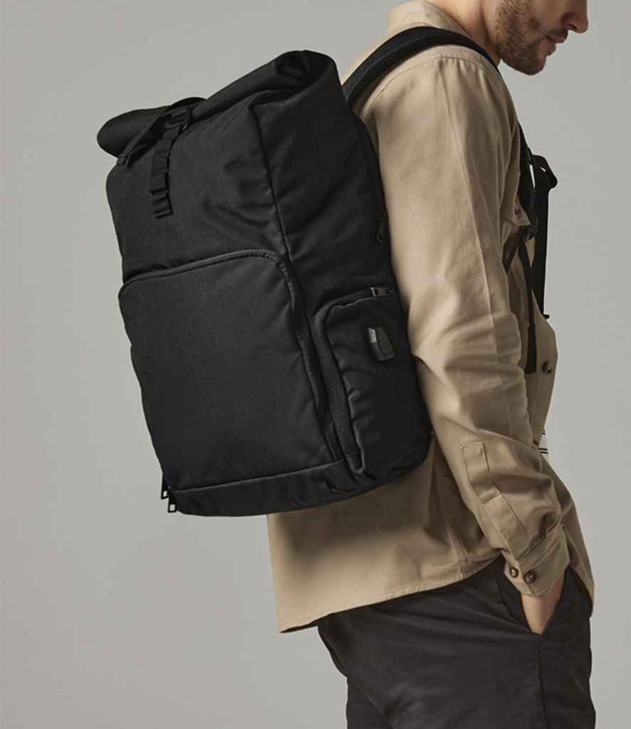 Quadra Q-Tech Charge Roll-Top Backpack - Black