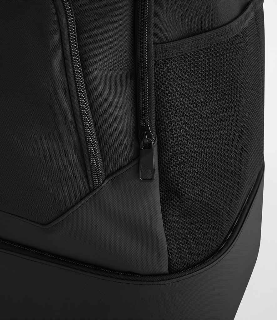 Quadra Pro Team Small Hardbase Holdall - Black