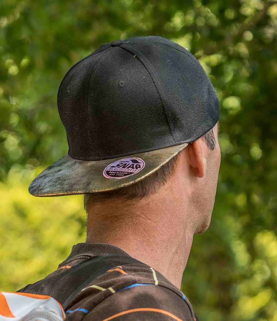Result Bronx Glitter Snapback Cap - Black/Gold